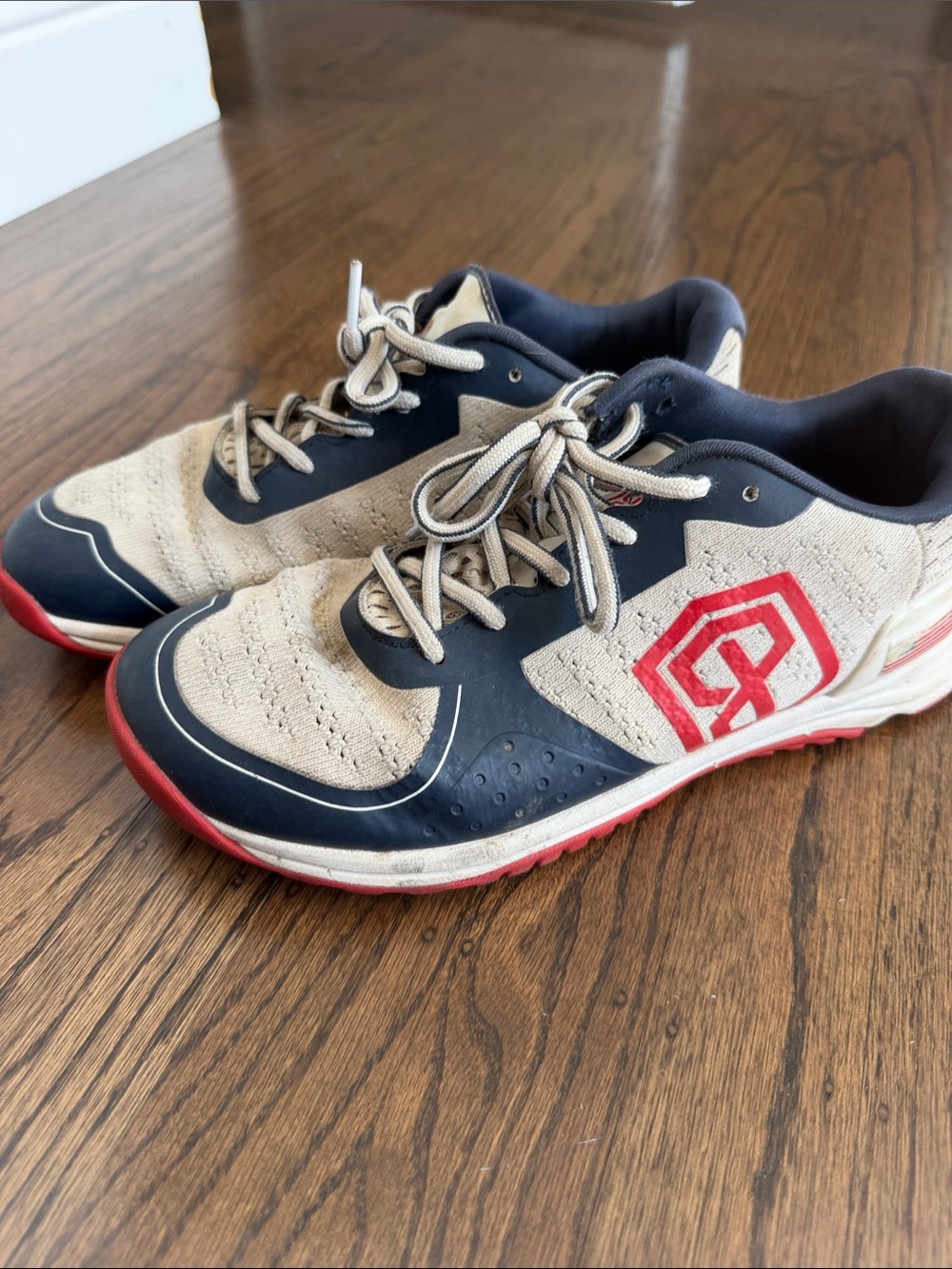 Born Privative Red, White & Blue athletic shoe men’s size 8